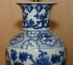 Hot Pamono Large Chinese Porcelain Table Lamp