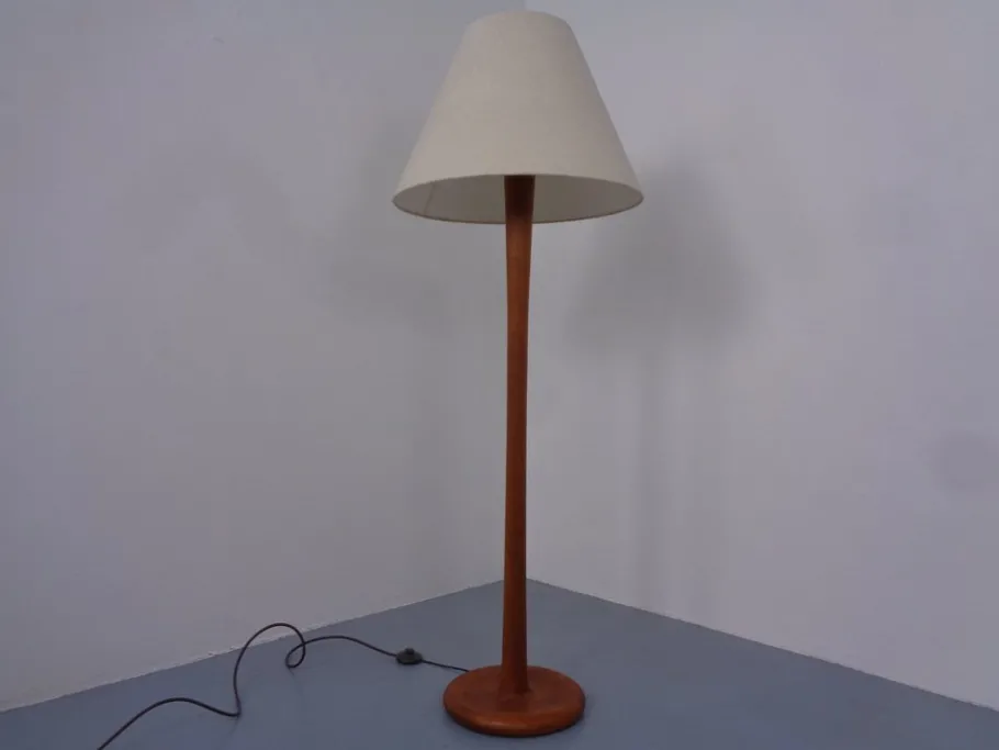 Hot Pamono Large Danish Teak Floor Lamp from Dyrlund, 1960s