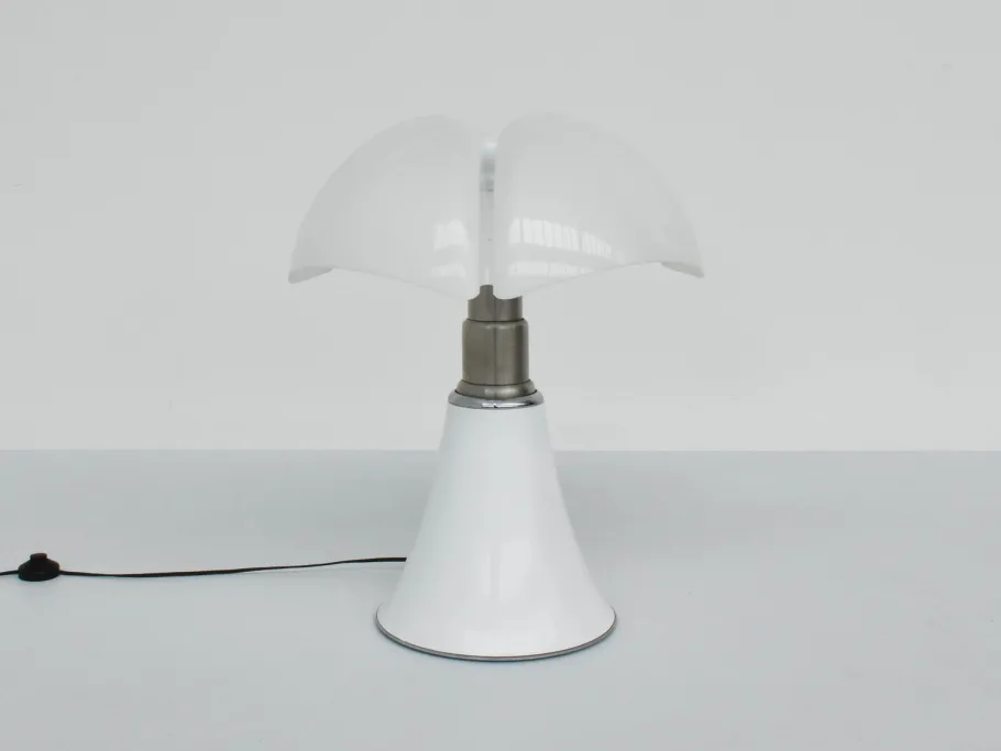 Sale Pamono Large Floor Lamps Mod. Pipistrello by Gae Aulenti for Martinelli Luce, Italy, 1965, Set of 2