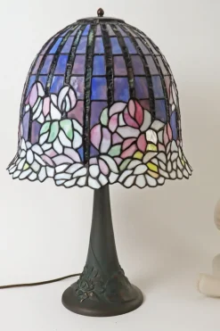 Online Pamono Large Glass Mosaic Table Lamp with Bronze Water Lily Lamp Base in the style of Tiffany