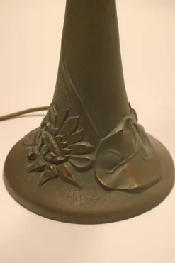 Online Pamono Large Glass Mosaic Table Lamp with Bronze Water Lily Lamp Base in the style of Tiffany