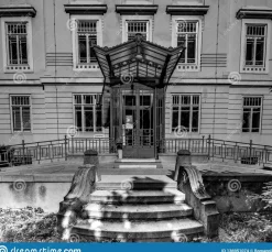 Discount Pamono Large Hall Lamp by Otto Wagner, 1890s