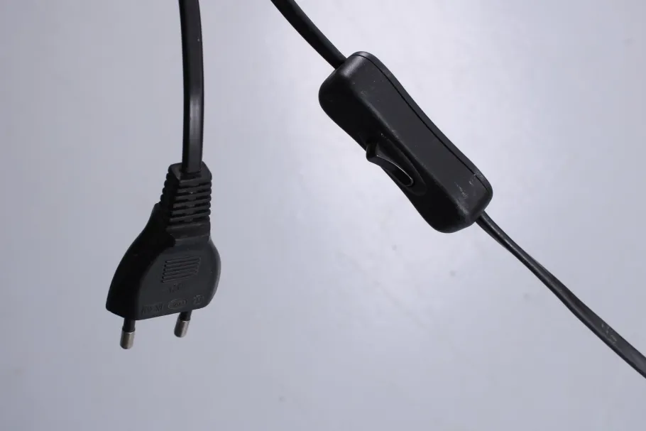 Online Pamono Large Ibiza Style Wicker and Fiberglass Floor Lamp, 1990s