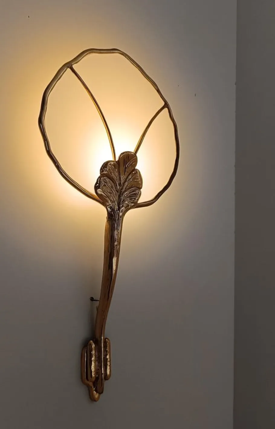 New Pamono Large Italian Floral Sculptural Brass Wall Sconce, 1970s