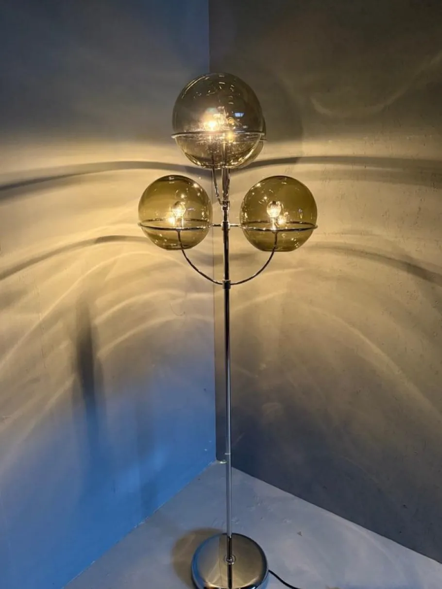 Best Pamono Large Lyndon Indoor Floor Lamp by Vico Magistretti for Oluce, 1977