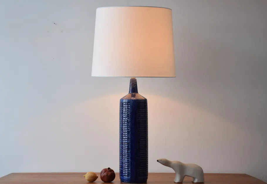 Discount Pamono Large Mid-Century Modern Dark Blue Ceramic Table Lamp from Palshus, Denmark, 1960s