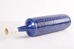 Discount Pamono Large Mid-Century Modern Dark Blue Ceramic Table Lamp from Palshus, Denmark, 1960s