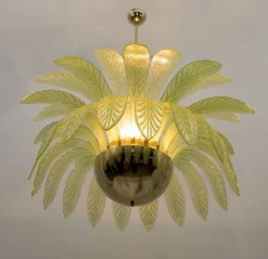 Clearance Pamono Large Mid-Century Modern Palm Leaf Chandelier in Murano Glass and Brass, 1970s