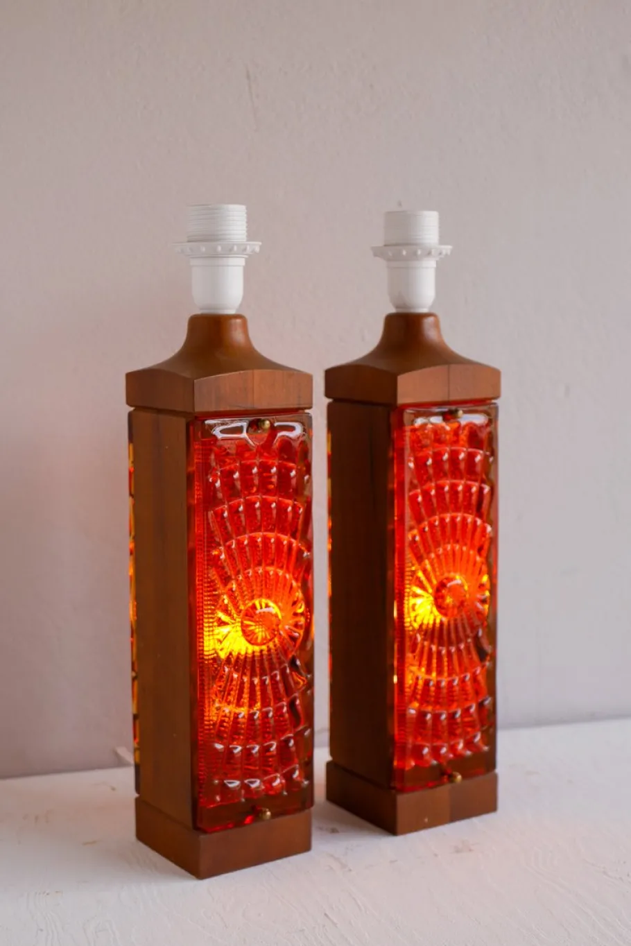 Discount Pamono Large Mid-Century Modern Scandinavian Teak and Glass Table Lamps from Hovmantorp, Set of 2