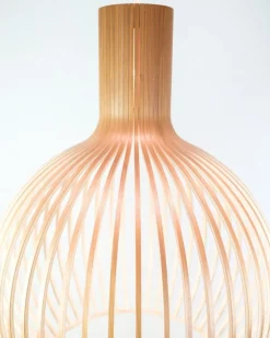 Sale Pamono Large Octo 4240 Pendant in Birch Wood by Seppo Koho for Secto Design