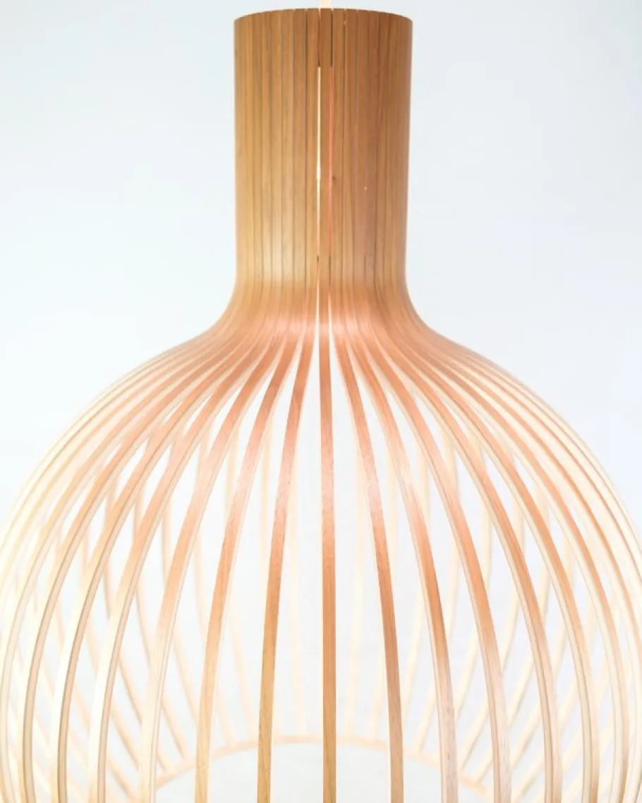 Sale Pamono Large Octo 4240 Pendant in Birch Wood by Seppo Koho for Secto Design