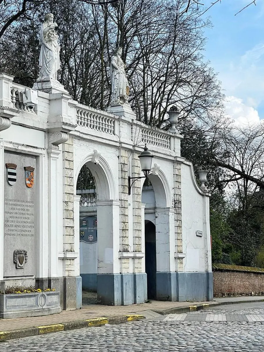 Hot Pamono Large Outdoor Wall-Mounted Lanterns, 20th Century, Set of 2