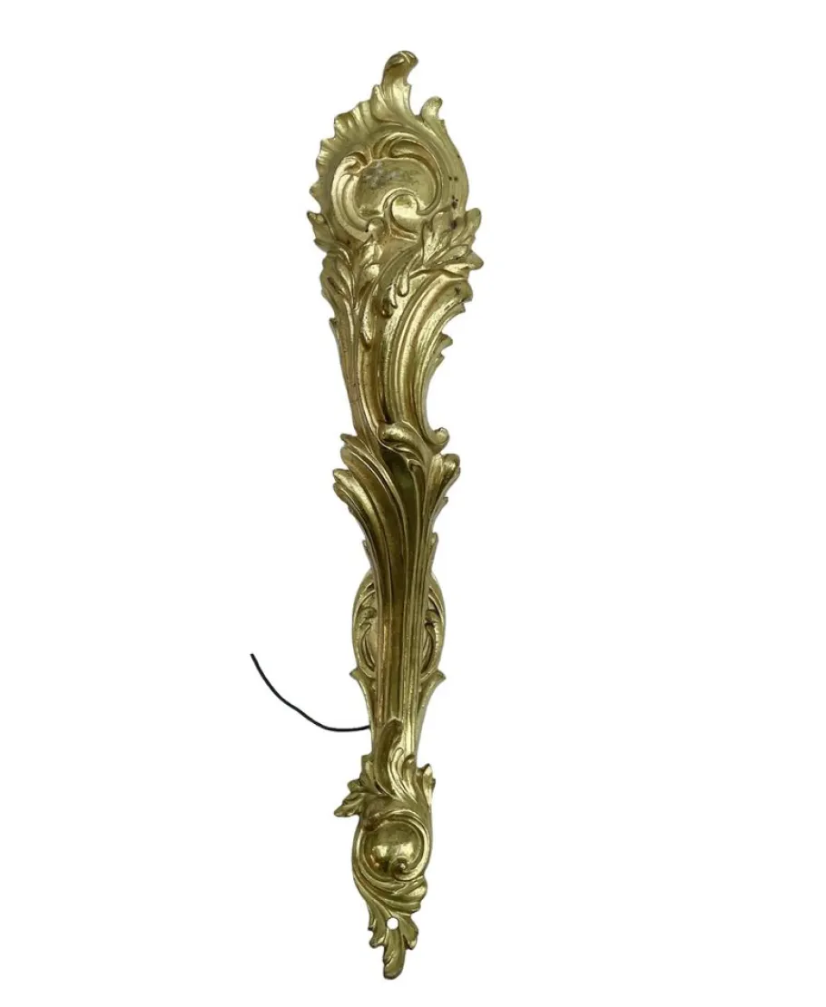 Best Pamono Large Sconce in Gilded Brass With Acanthus Ornament
