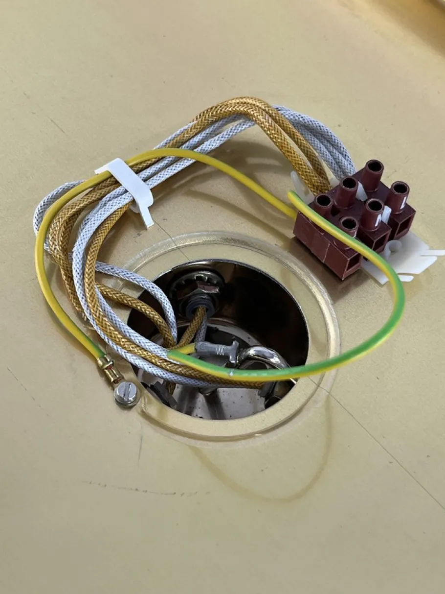 Sale Pamono Large Triangular Wall Lamp in Murano Glass from La Murrina, 1980s