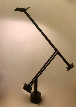 Discount Pamono Large Vintage Model Tizio Table Lamp from Artemide, 1980s