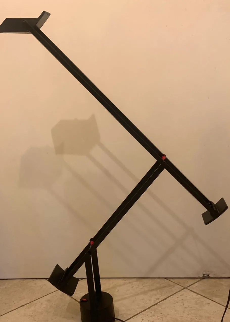 Discount Pamono Large Vintage Model Tizio Table Lamp from Artemide, 1980s