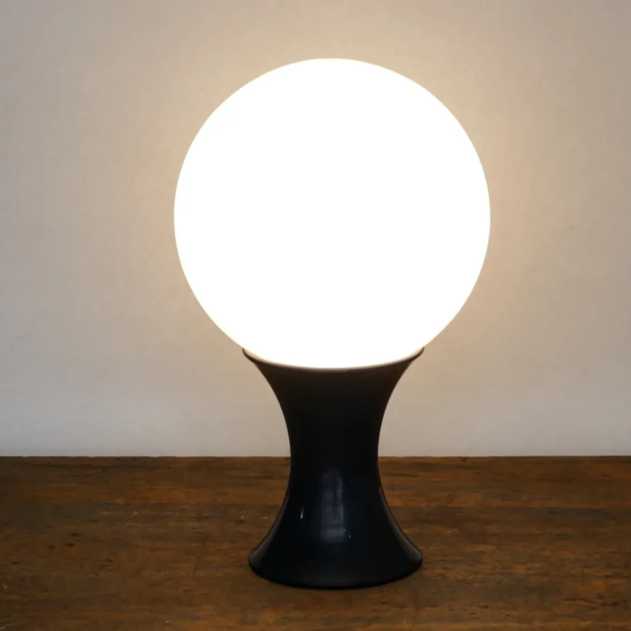 New Pamono Large White Opaline Glass Mushroom Table Lamp from Stilnovo, 1960s