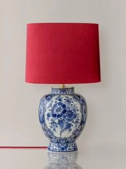 Clearance Pamono Large Wilhelmina Regina Delft Blue Table Lamp with New Red Velvet Lampshade