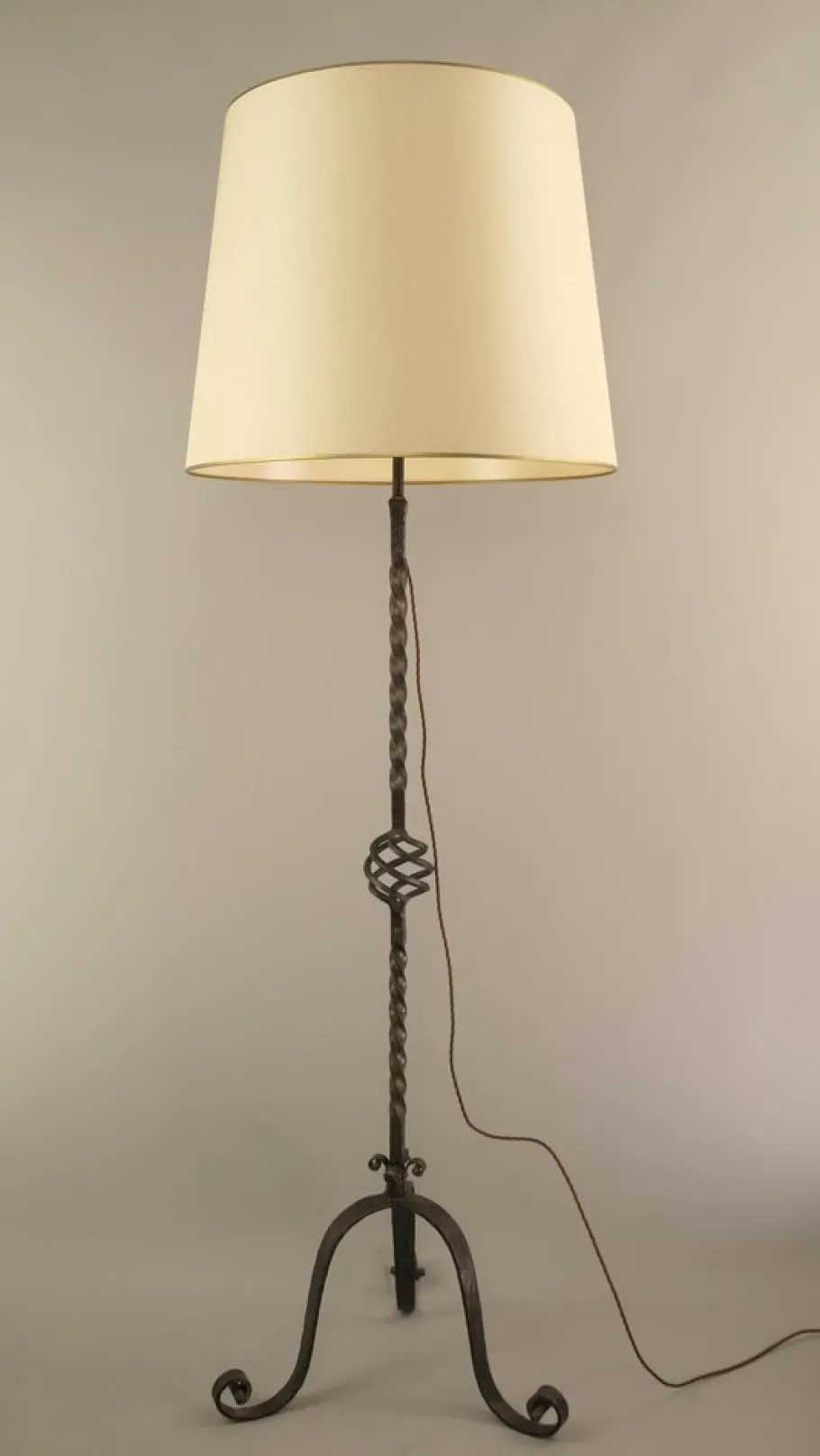 Discount Pamono Large Wrought Iron Floor Lamp, France, 1930s