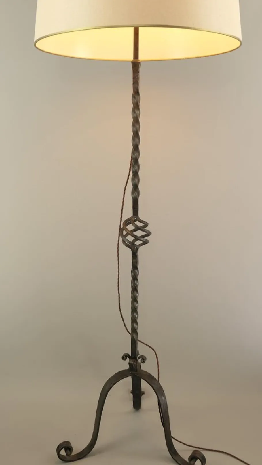 Discount Pamono Large Wrought Iron Floor Lamp, France, 1930s