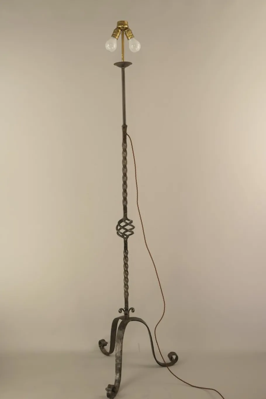 Discount Pamono Large Wrought Iron Floor Lamp, France, 1930s