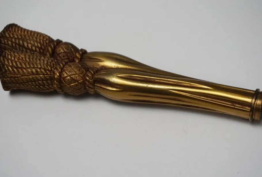 New Pamono Louis XVI 12-Light Chandelier with Tassels in Gilt Bronze