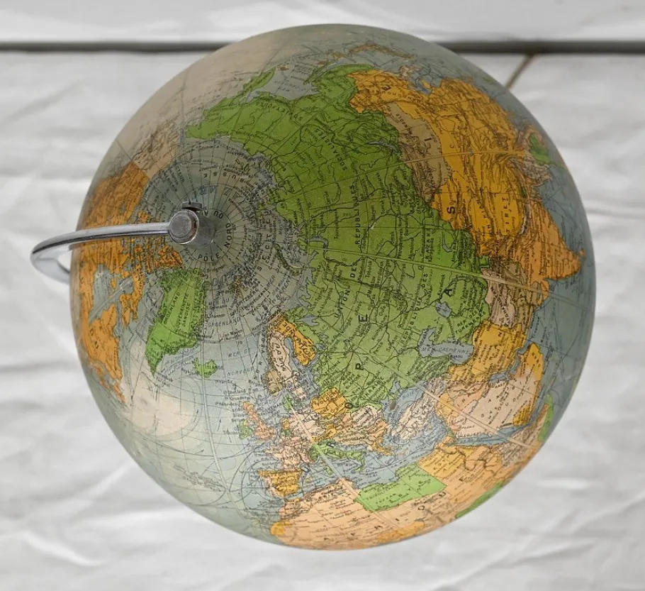 Hot Pamono Luminous Glass Terrestrial Globe from Perrina, 1960s