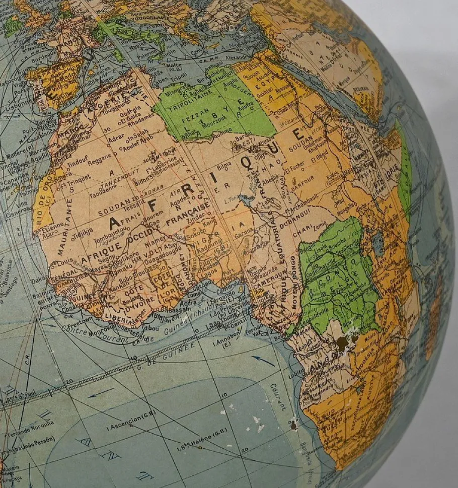 Hot Pamono Luminous Glass Terrestrial Globe from Perrina, 1960s