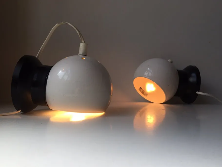 New Pamono Magnetic Danish White Enameled Ball Wall Lamps by E. S. Horn, 1970s, Set of 2