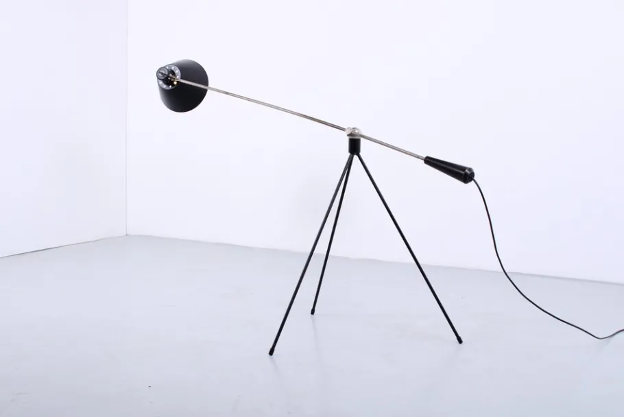 Clearance Pamono Magneto Grasshopper Floor Lamp by H. Fillekes for Artiforte, 1950s