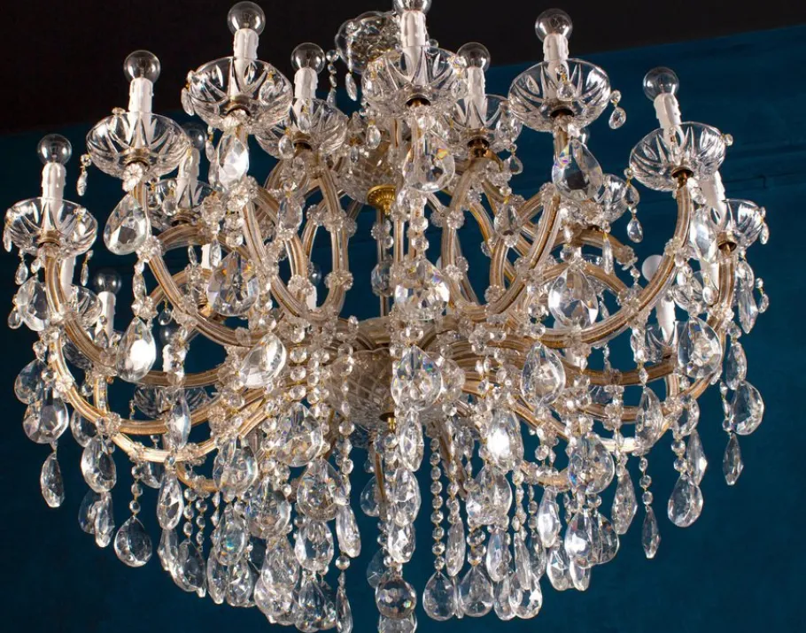 Hot Pamono Maria Theresa Chandelier in Crystal