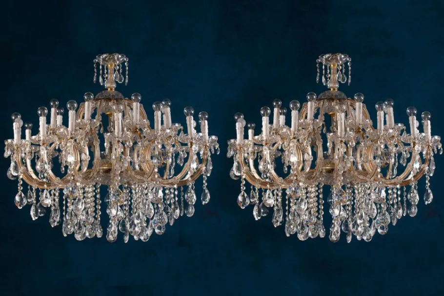 Hot Pamono Maria Theresa Chandelier in Crystal