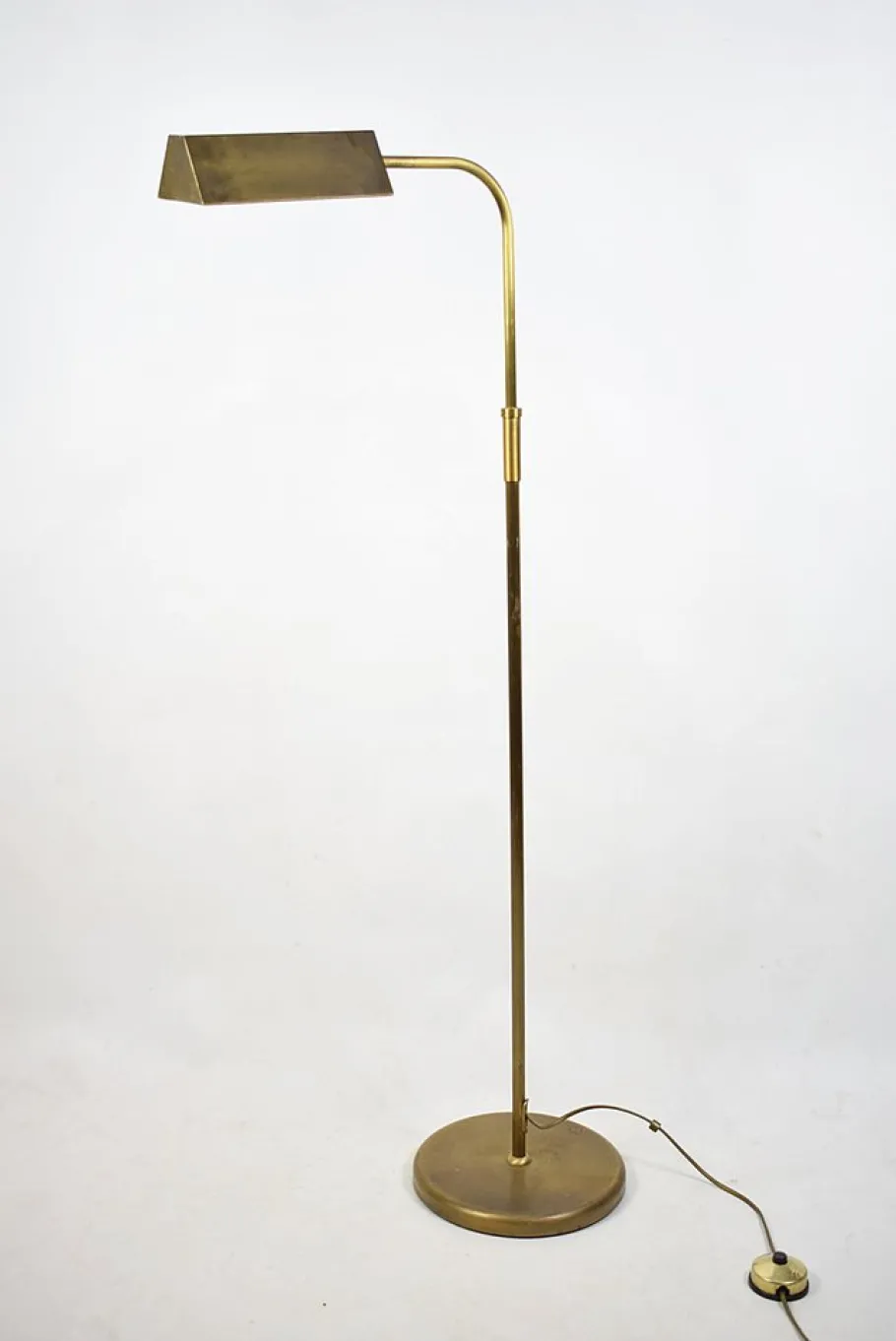 Outlet Pamono Metal Floor Lamp, 1970s