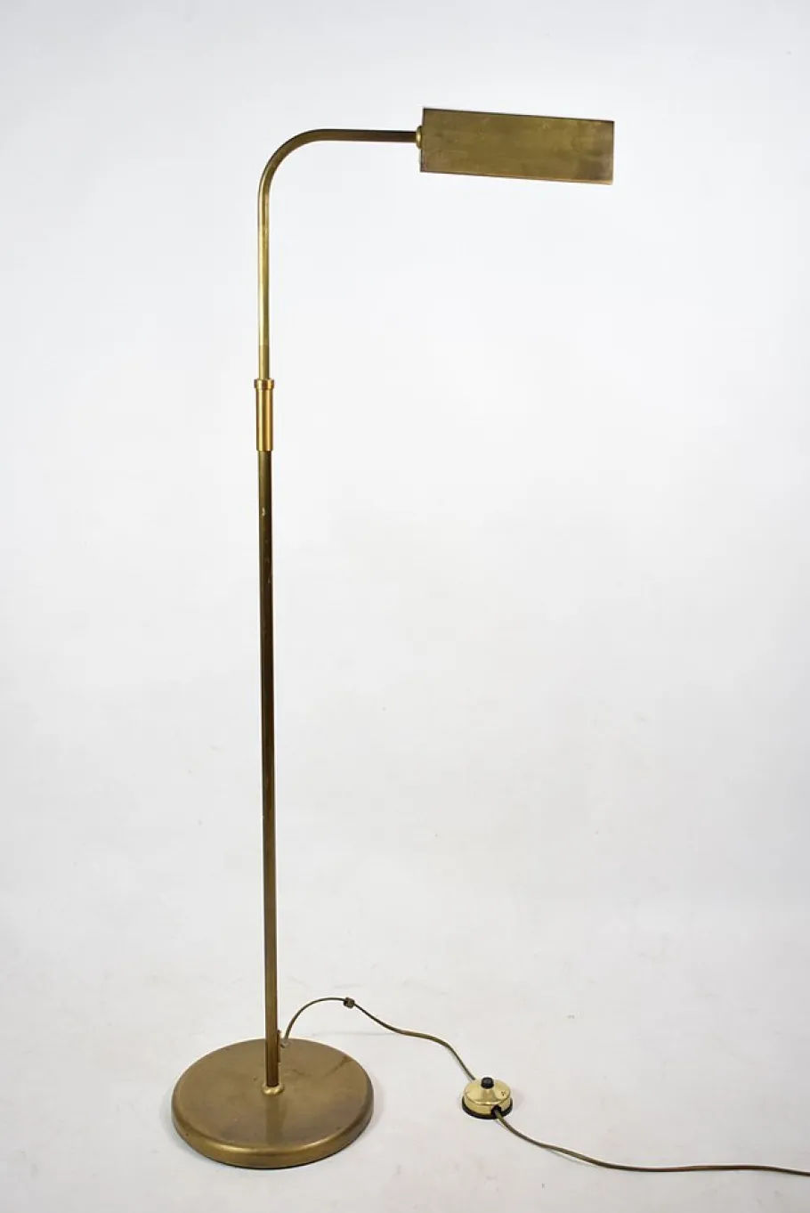 Outlet Pamono Metal Floor Lamp, 1970s