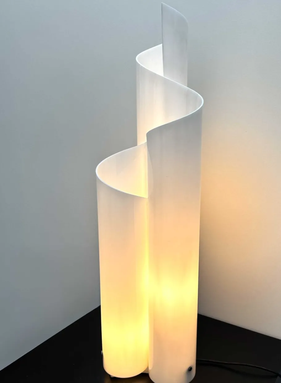 Best Pamono Mezzachimera Lamp by Vico Magistretti for Artemide