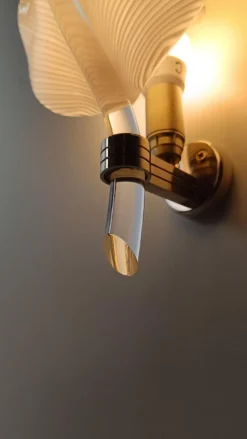 Hot Pamono Mid 20th Century Modern White Striped Murano Glass Leaf Sconce, Italy, 1960s