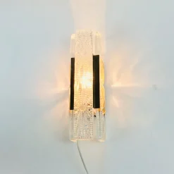 Hot Pamono Mid-Century Aladdin Wall Light in Glass and Brass from Vitrika, Denmark, 1960s-1970s