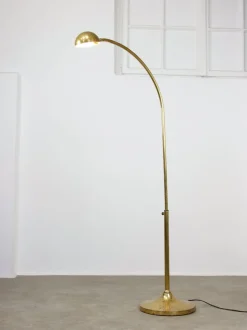 Pamono Mid-Century Arched Floor Lamp in Brass
