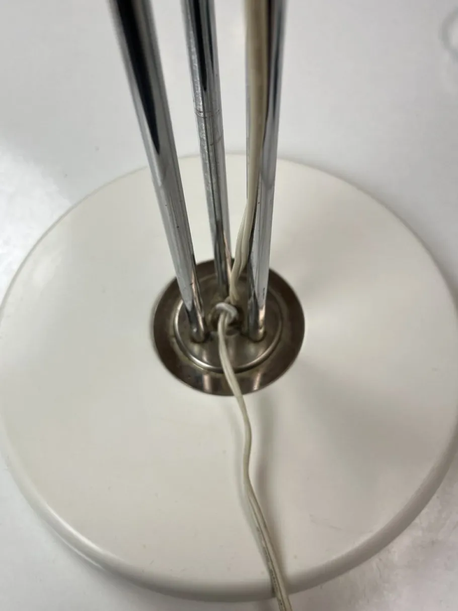 Discount Pamono Mid-Century Art Deco-Shaped Floor Lamp from Alta, 1970s