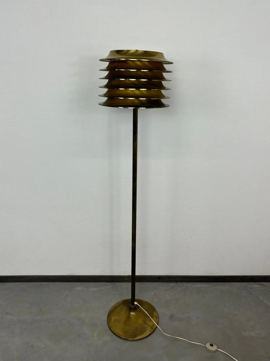 Sale Pamono Mid-Century Brass Floor Lamp attributed to Kari Ruokonen for Lynx, Finland, 1950s