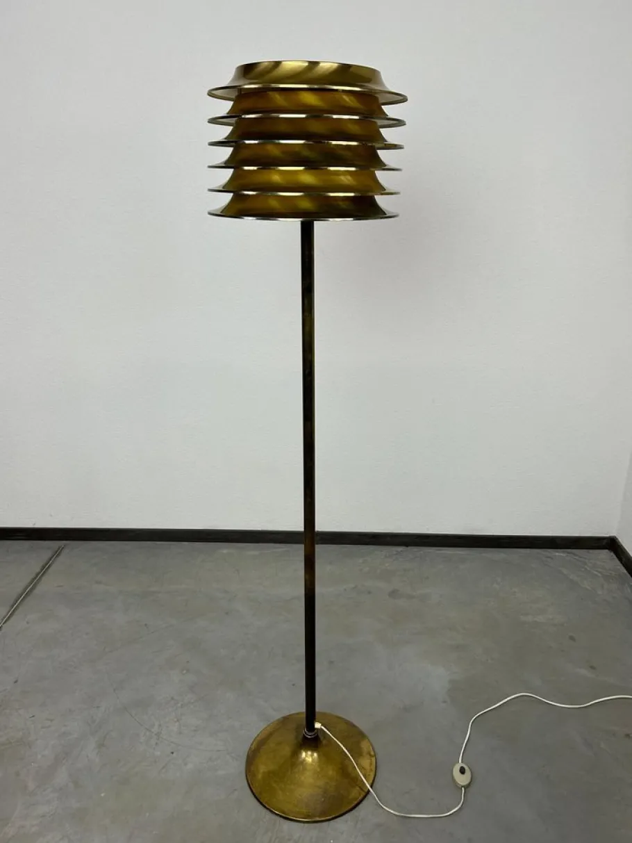 Sale Pamono Mid-Century Brass Floor Lamp attributed to Kari Ruokonen for Lynx, Finland, 1950s