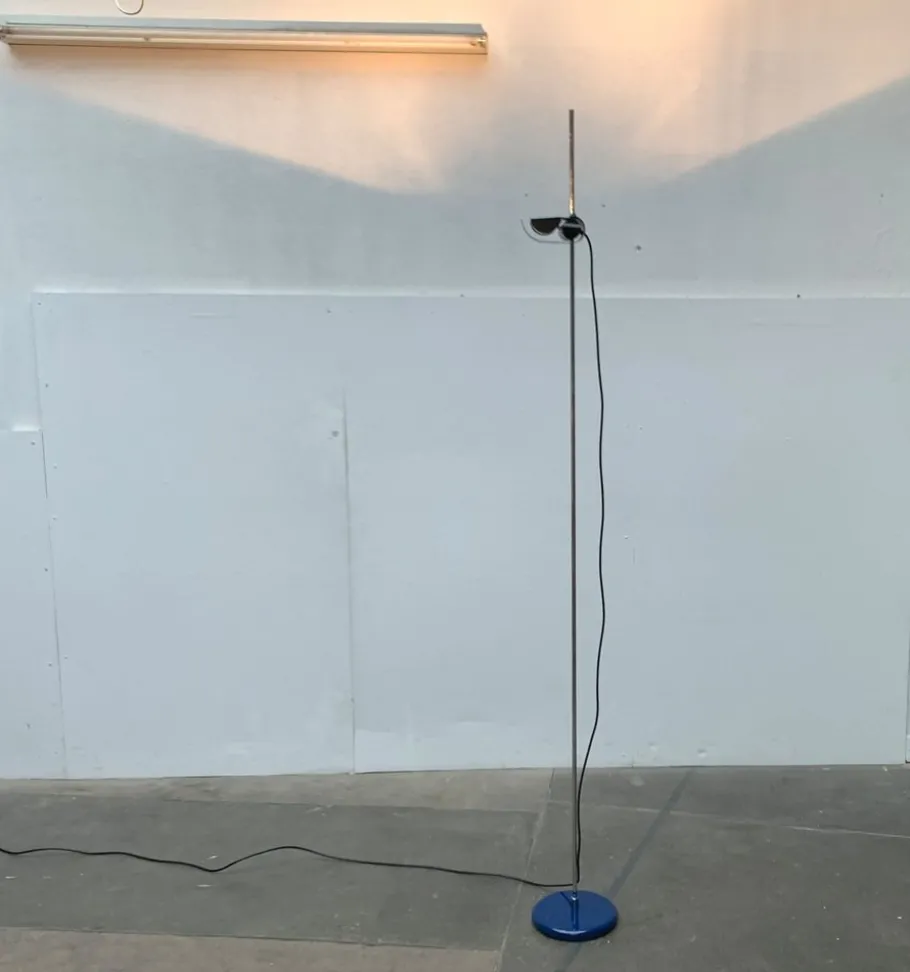 Hot Pamono Mid-Century Colombo 626 Floor Lamp by Joe Colombo for Oluce, 1970s