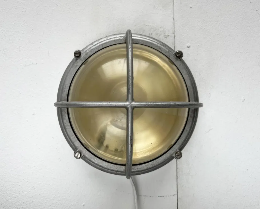 New Pamono Mid-Century Danish Outdoor Model Skot Metal Wall Lamp by Lauritz Knudsen for Louis Poulsen, 1960s
