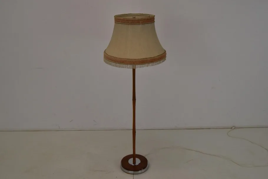 Discount Pamono Mid-Century Floor Lamp, 1960s
