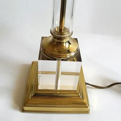 Pamono Mid-Century French Acrylic Glass and Brass Table Lamp