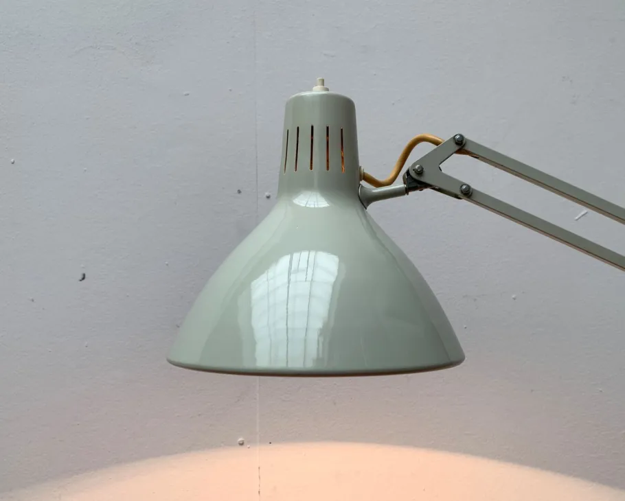 Discount Pamono Mid-Century German L-1s Table Task Lamp by Jac Jacobsen for Luxo, 1960s