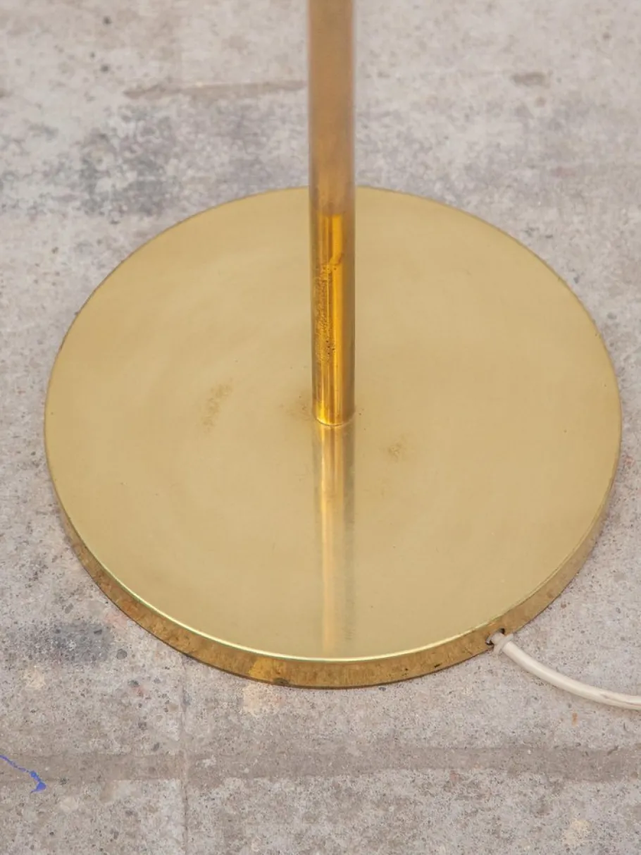 New Pamono Mid-Century German Opaline Globe Floor Lamp in Brass from Kaiser, 1959