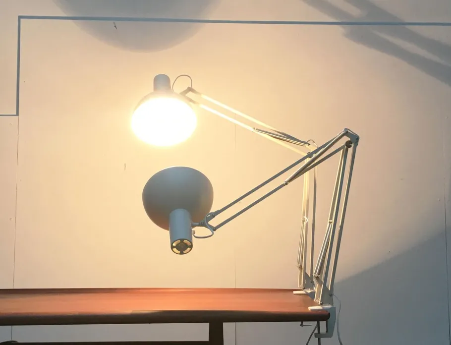 Discount Pamono Mid-Century IT Task Lamp from Louis Poulsen, 1970s