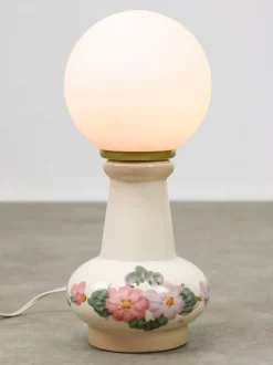 Pamono Mid-Century Italian Floral Table Lamp in Ceramic and Opaline