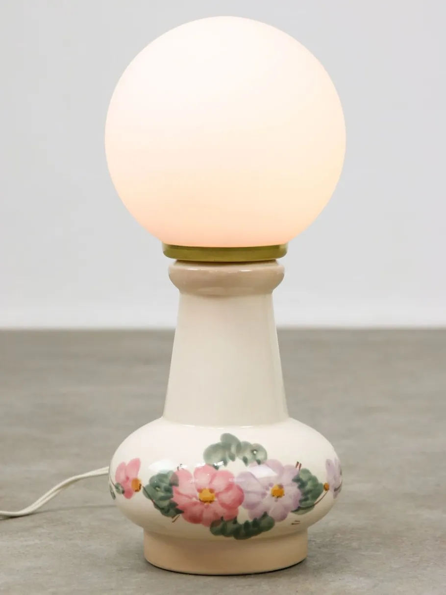Pamono Mid-Century Italian Floral Table Lamp in Ceramic and Opaline
